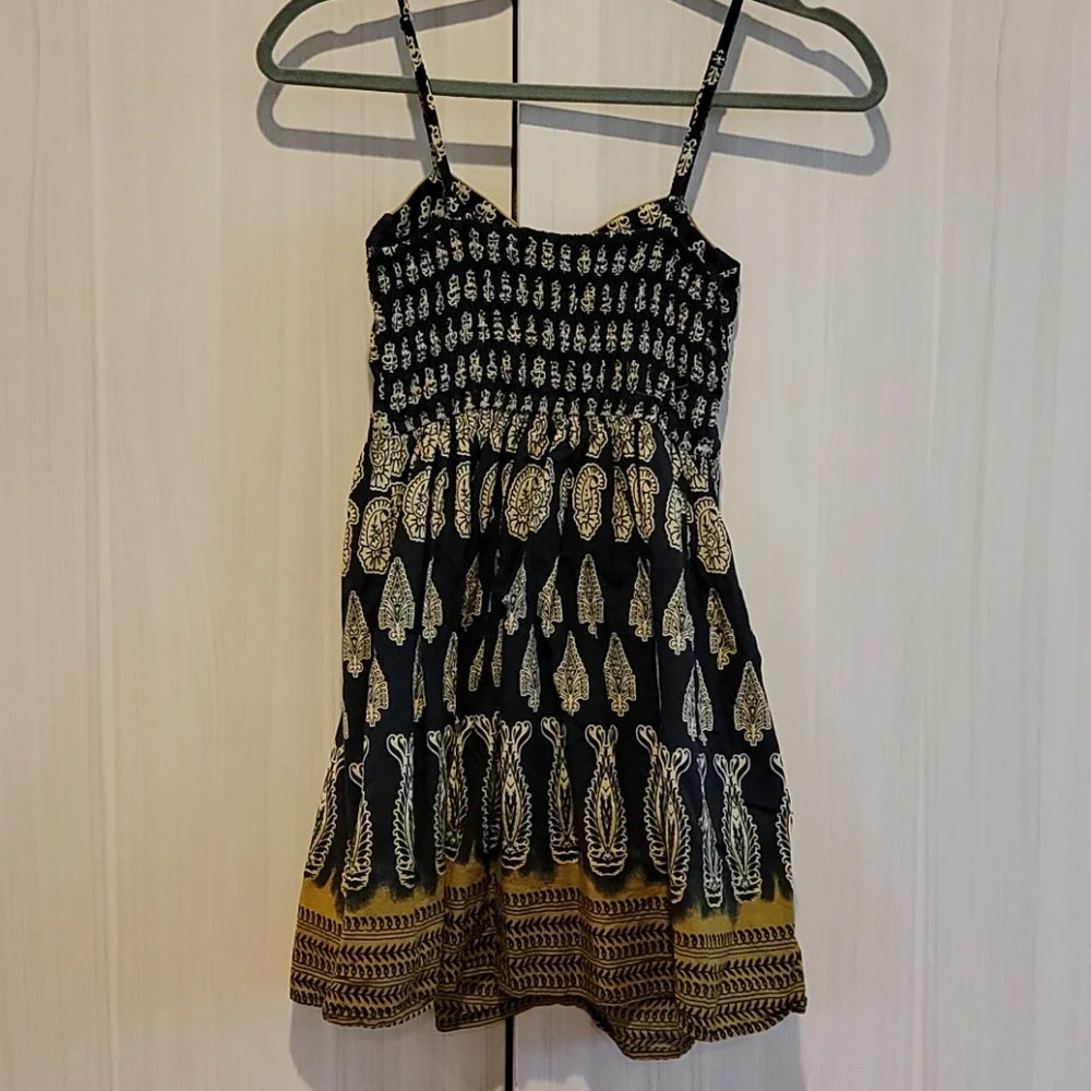 EUC Band of gypsies dress - Picture 2 of 3